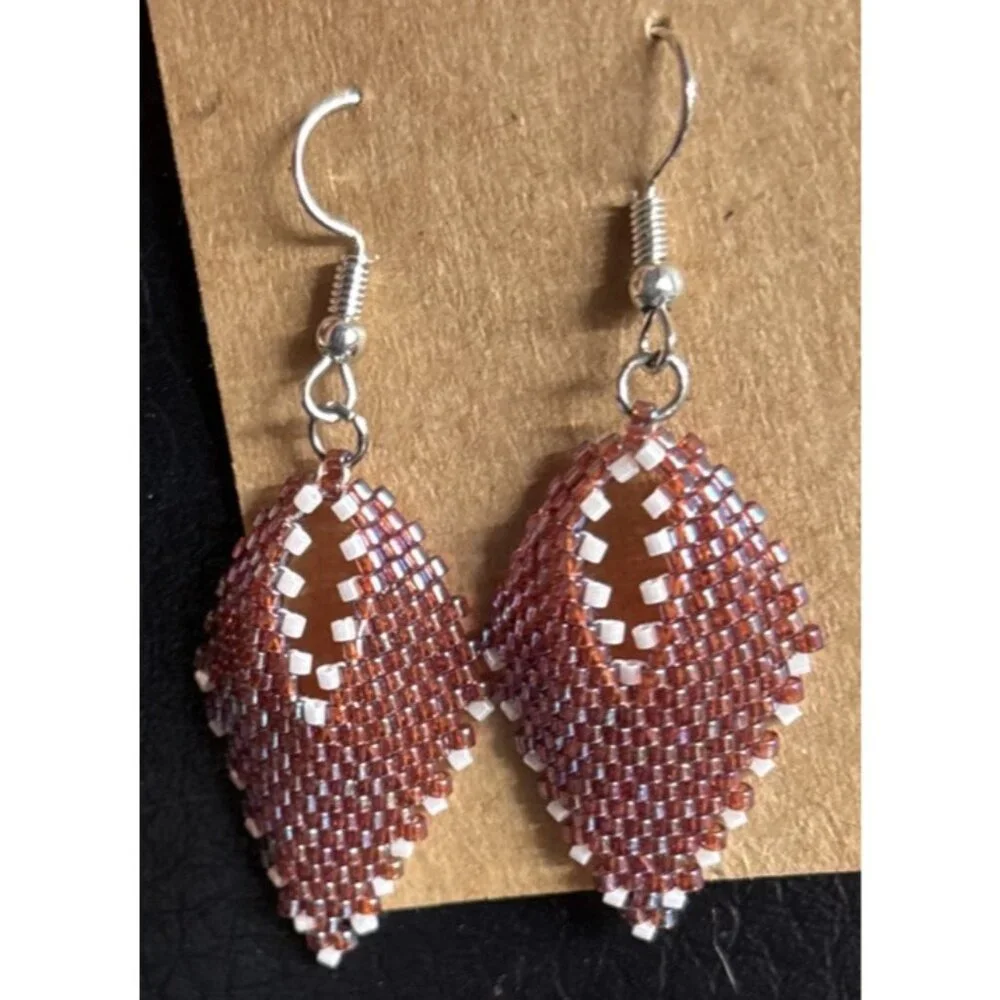 Peyote Leaf Earrings‎ Reddish Iridescent
